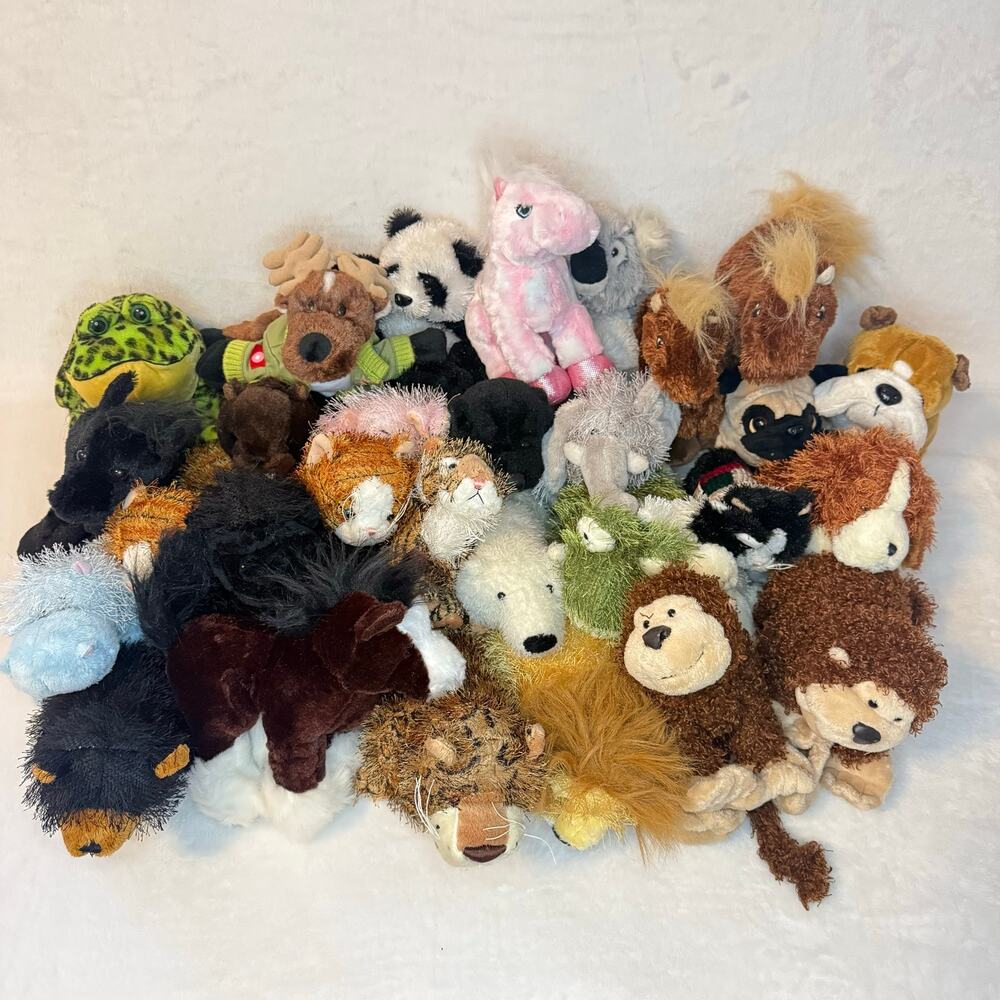 Ganz Webkins Lot Of 30 Stuffed Animals No Code